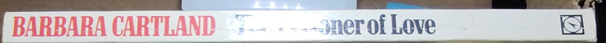 Barbara Cartland  THE PRISONER OF LOVE spine of book image