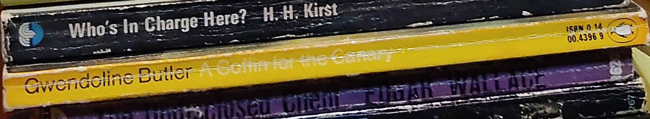 Gwendoline Butler  A COFFIN FOR THE CANARY spine of book image