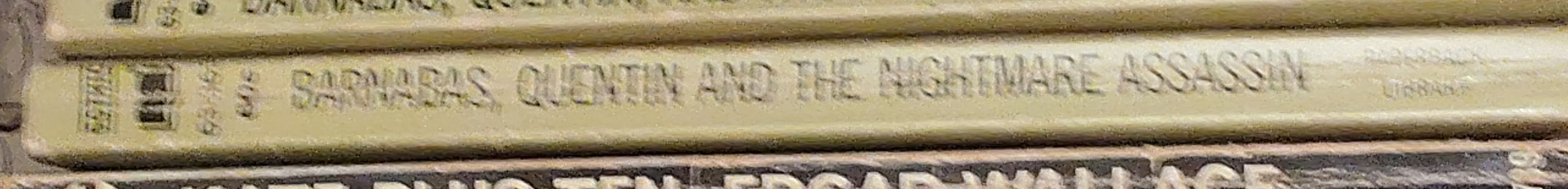 Marilyn Ross  BARNABAS, QUENTIN AND THE NIGHTMARE ASSASSIN spine of book image