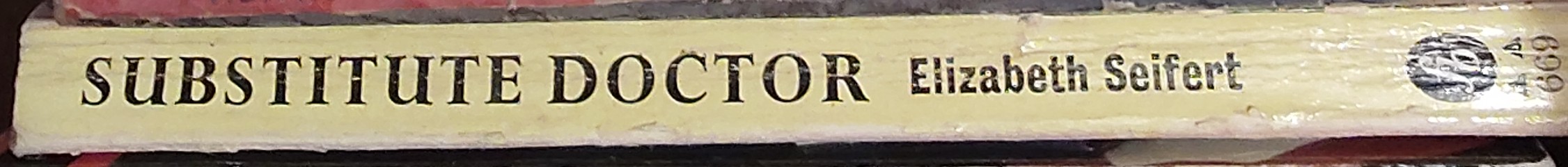 Elizabeth Seifert  SUBSTITUTE DOCTOR spine of book image