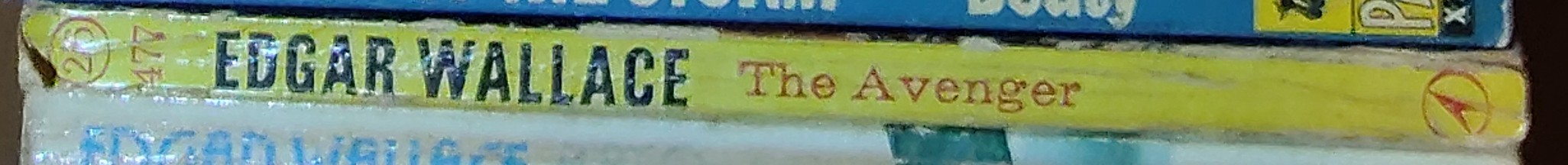 Edgar Wallace  THE AVENGER spine of book image