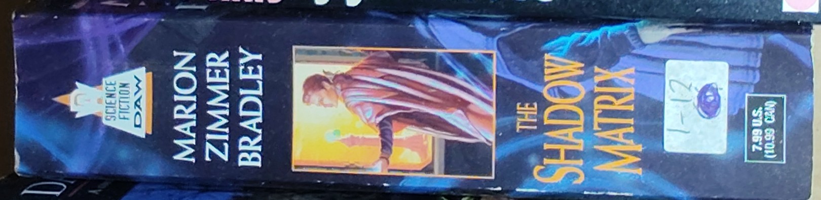 Marion Zimmer Bradley  THE SHADOW MATRIX spine of book image