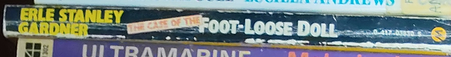 Erle Stanley Gardner  THE CASE OF THE FOOT-LOOSE DOLL spine of book image