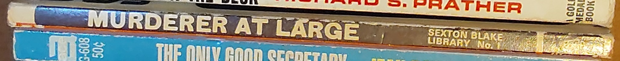 W.A. Ballinger  MURDERER AT LARGE (Sexton Blake) spine of book image