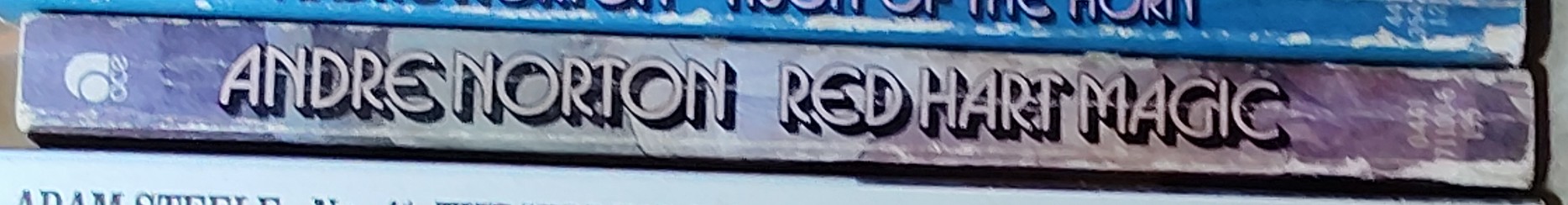 Andre Norton  RED HART MAGIC spine of book image