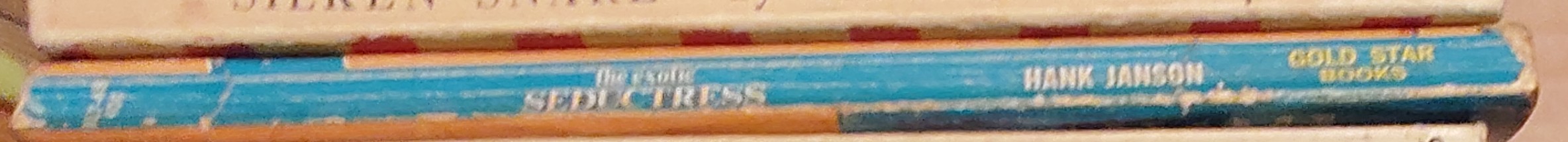 Hank Janson  THE EXOTIC SEDUCTRESS spine of book image