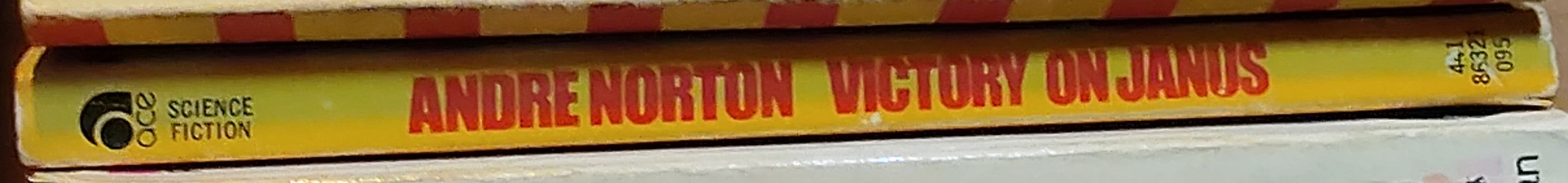 Andre Norton  VICTORY ON JANUS spine of book image