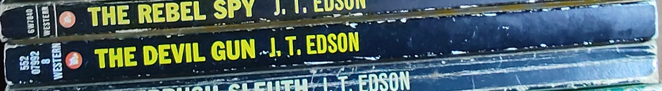 J.T. Edson  THE DEVIL GUN spine of book image