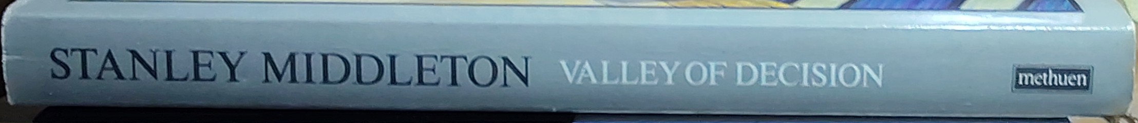 Stanley Middleton  VALLEY OF DECISION spine of book image