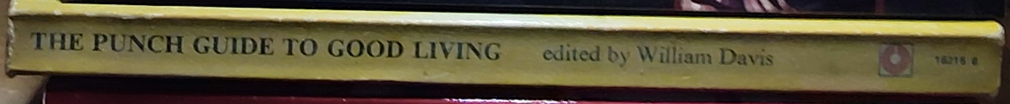 William Davis (edits) THE PUNCH GUIDE TO GOOD LIVING spine of book image