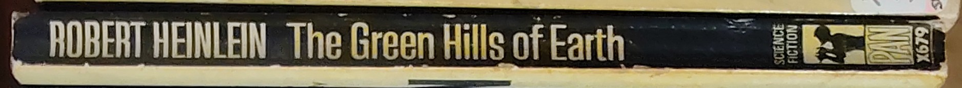 Robert A. Heinlein  THE GREEN HILLS OF EARTH spine of book image