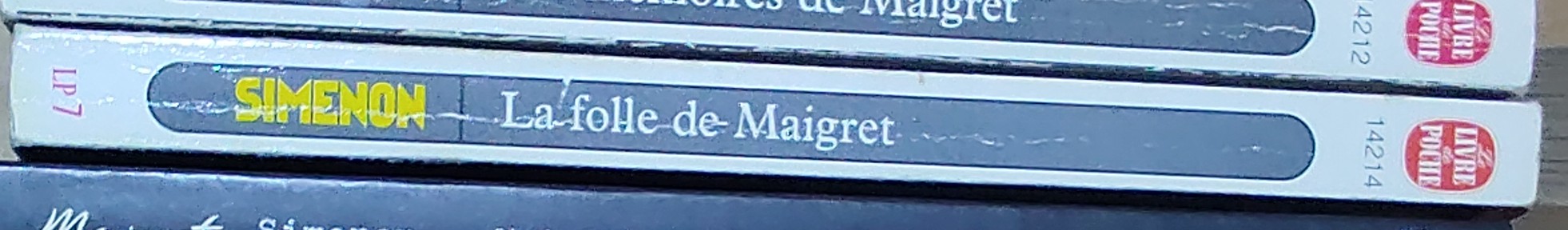 Georges Simenon  LA FOLLE DE MAIGRET spine of book image