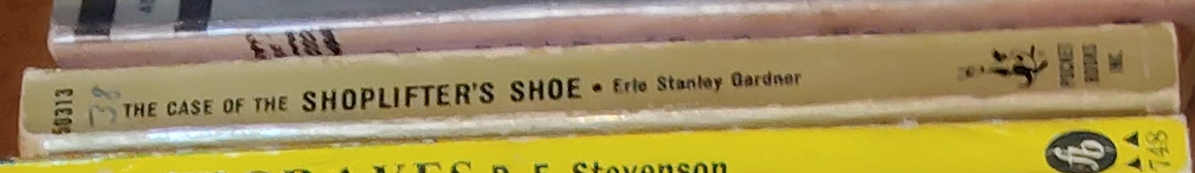 Erle Stanley Gardner  THE CASE OF THE SHOPLIFTER'S SHOE spine of book image