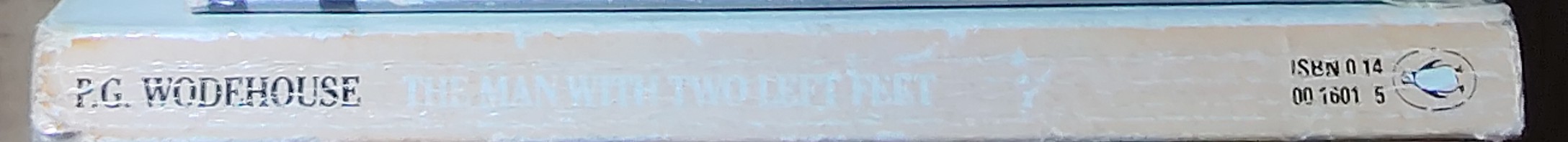 P.G. Wodehouse  THE MAN WITH TWO LEFT FEET and Other Stories spine of book image