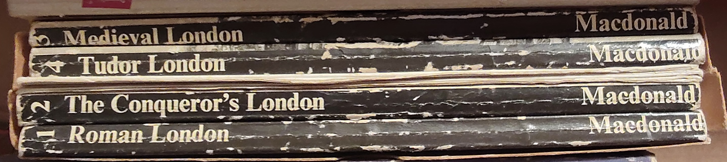 Anonymous   DISCOVERING LONDON Volumes 1,2,3,4: Roman London/ The Conqueror's London/ Medieval London/ Tudor London spine of book image