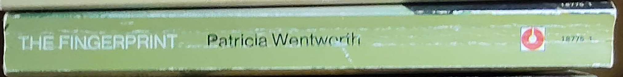Patricia Wentworth  THE FINGERPRINT spine of book image